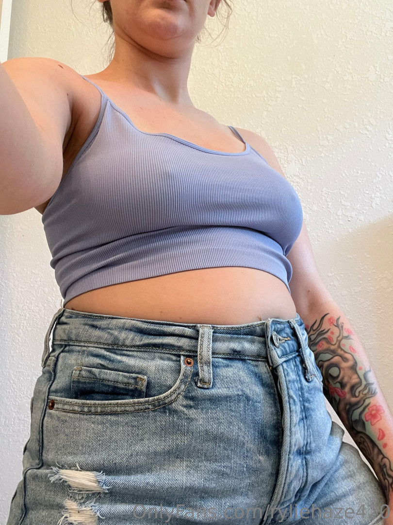 Photo by ryliehaze420 published on June 5,2023 18:31:34 - BestThots