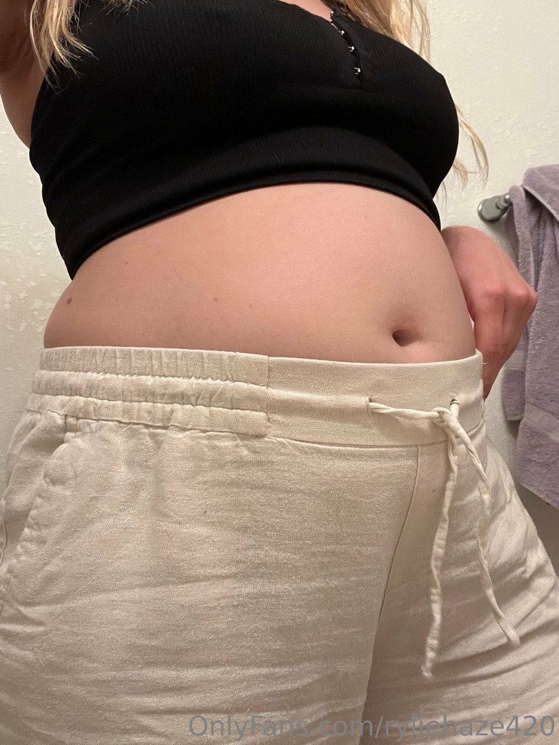 Photo by ryliehaze420 published on June 5,2023 18:34:22 - BestThots