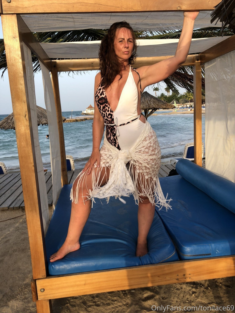 Photo by tonilace69 published on June 12,2023 18:16:39 - BestThots
