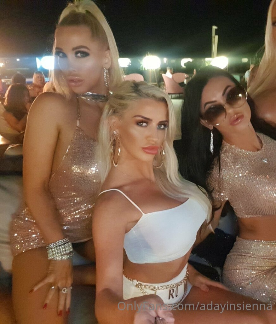 Photo by adayinsienna published on November 20,2023 04:31:37 - BestThots