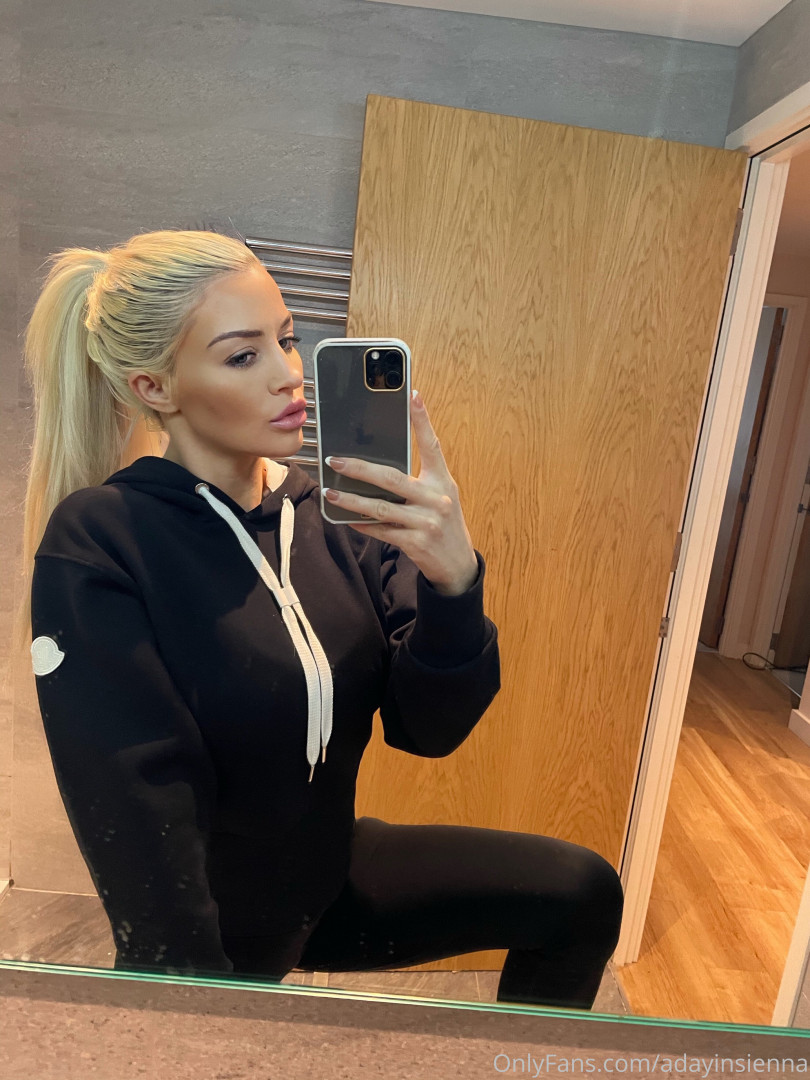 Photo by adayinsienna published on November 20,2023 04:32:33 - BestThots