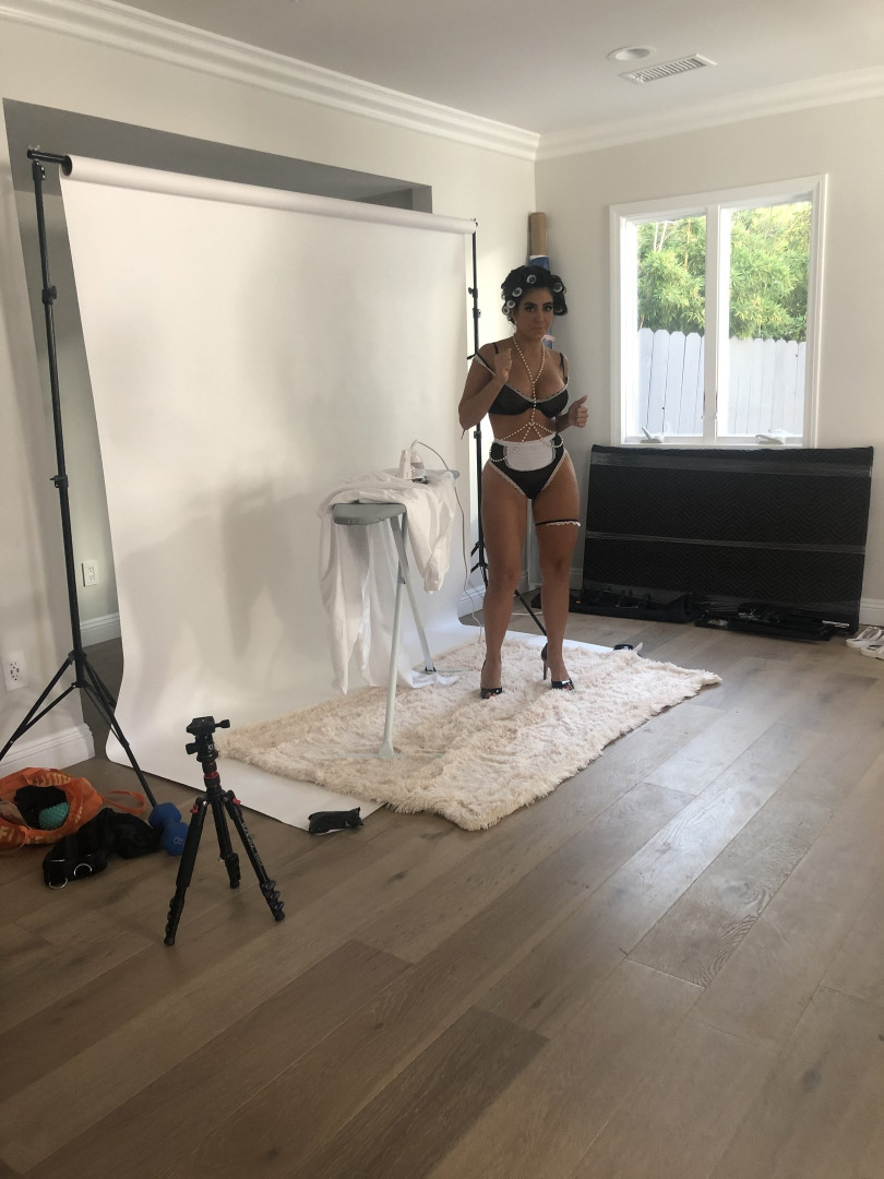 Photo by lenatheplugxxx published on July 8,2023 20:33:26 - BestThots