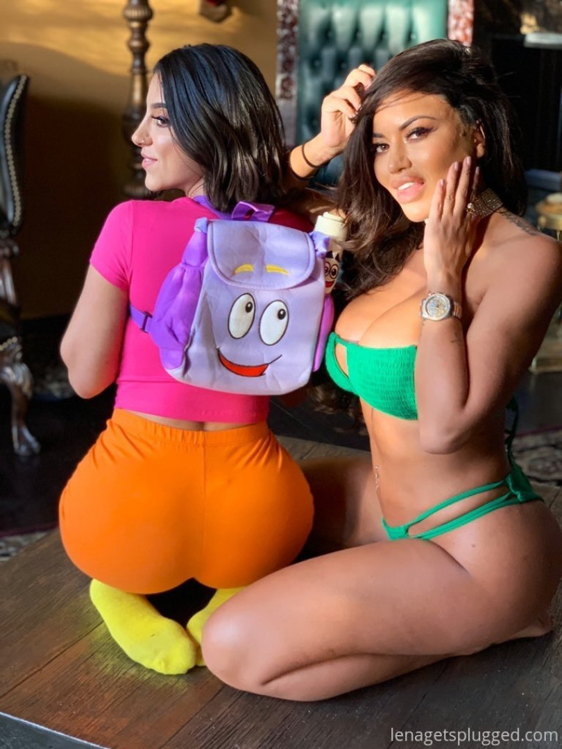 Photo by lenatheplugxxx published on July 8,2023 20:43:48 - BestThots