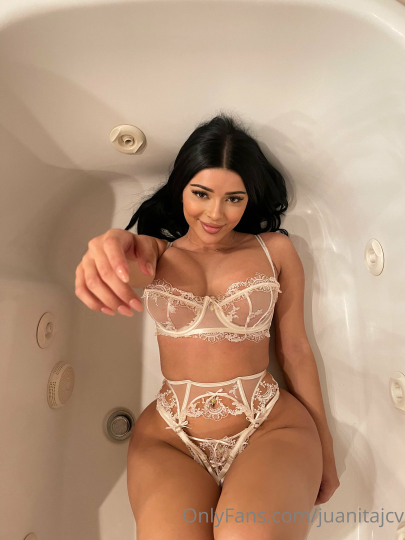 Photo by juanitajcv published on August 30,2023 04:12:50 - BestThots