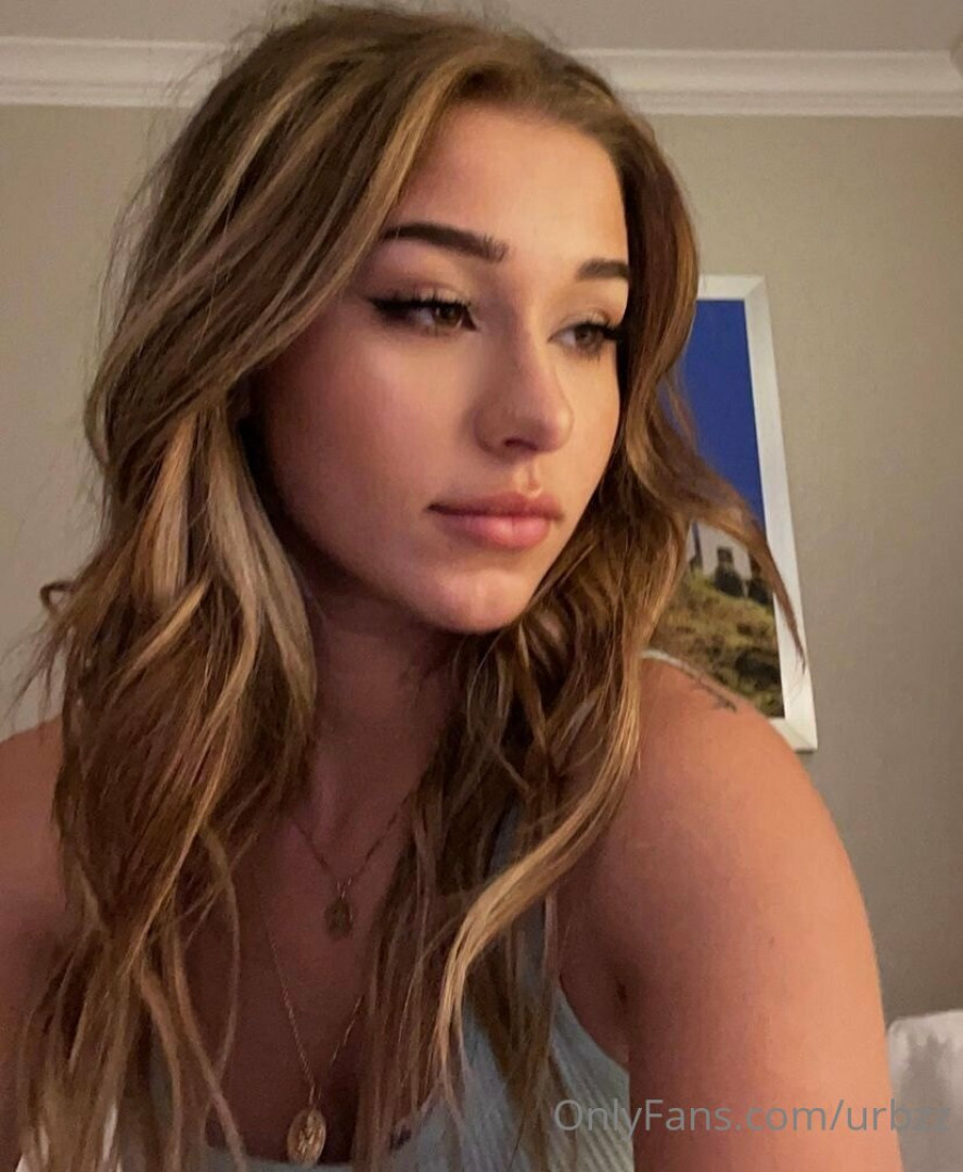 Photo by babybellllzzzz published on June 11,2023 08:29:34 - BestThots