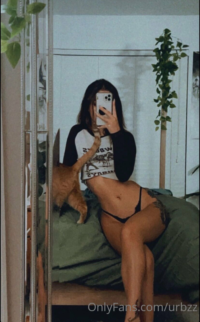 Photo by babybellllzzzz published on June 11,2023 08:31:59 - BestThots