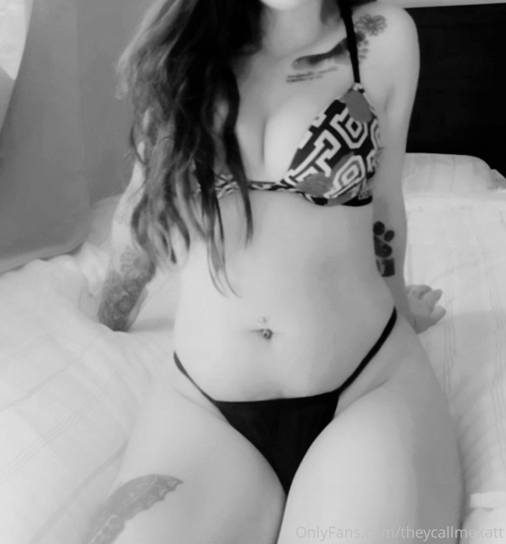 Photo by theycallmekatt published on May 16,2023 19:28:14 - BestThots