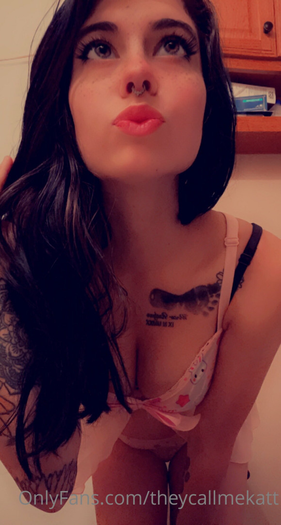 Photo by theycallmekatt published on May 16,2023 19:29:55 - BestThots