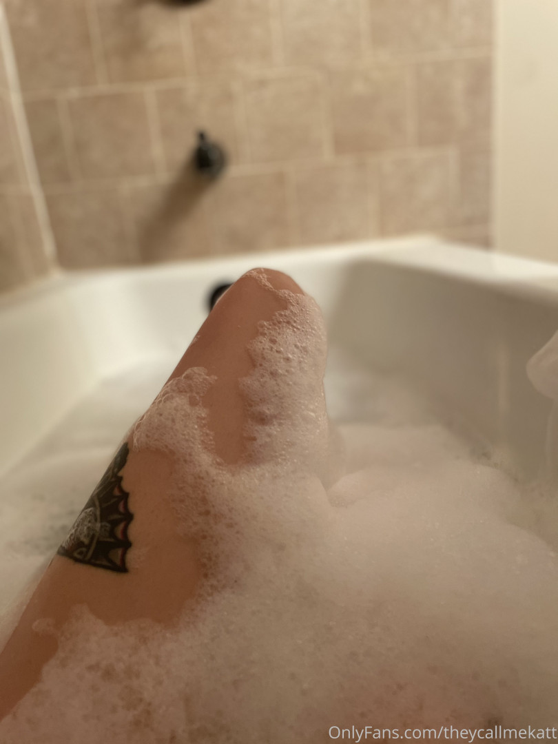 Photo by theycallmekatt published on May 16,2023 19:32:03 - BestThots