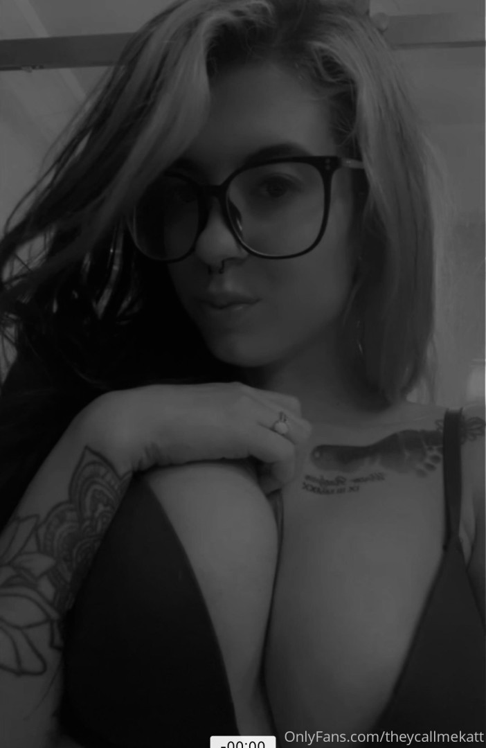 Photo by theycallmekatt published on May 16,2023 19:32:24 - BestThots