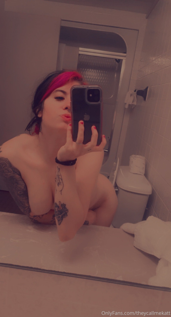 Photo by theycallmekatt published on May 16,2023 19:32:25 - BestThots