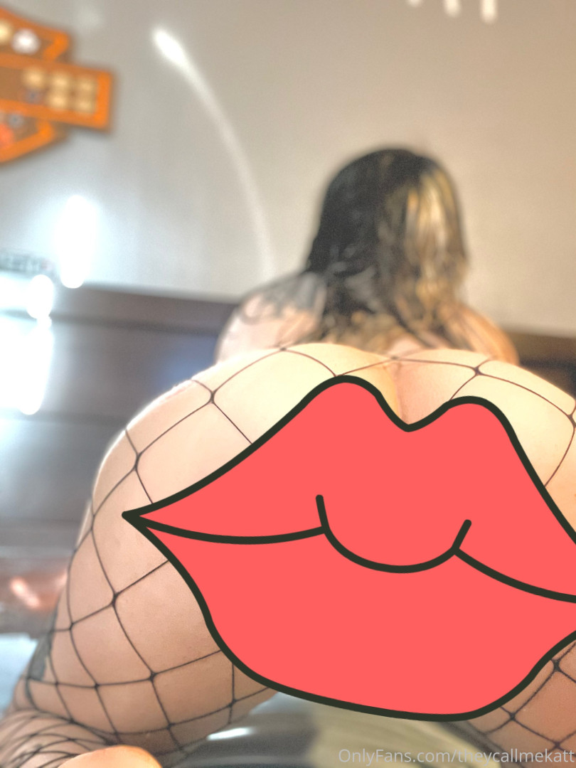 Photo by theycallmekatt published on May 16,2023 19:32:31 - BestThots