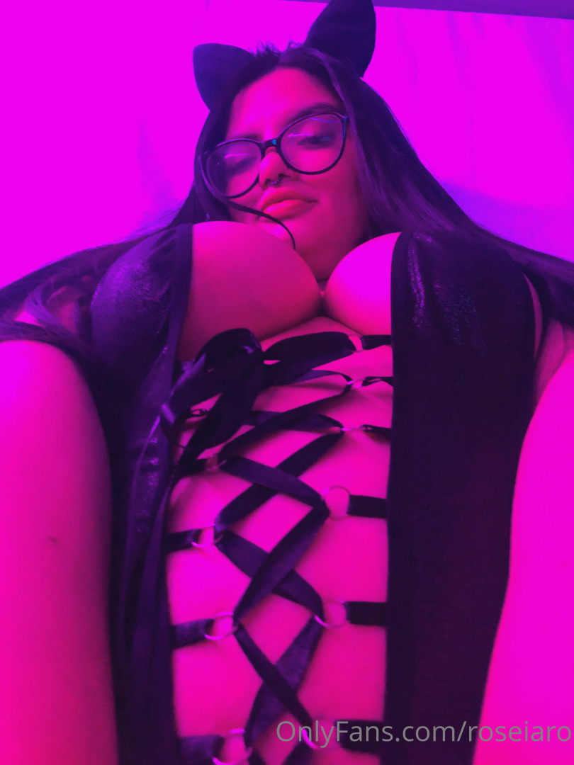 Photo by roseiaro published on October 12,2023 10:09:30 - BestThots