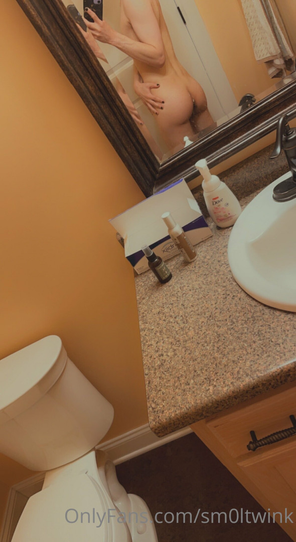 Photo by sm0ltwink published on May 17,2023 22:12:37 - BestThots