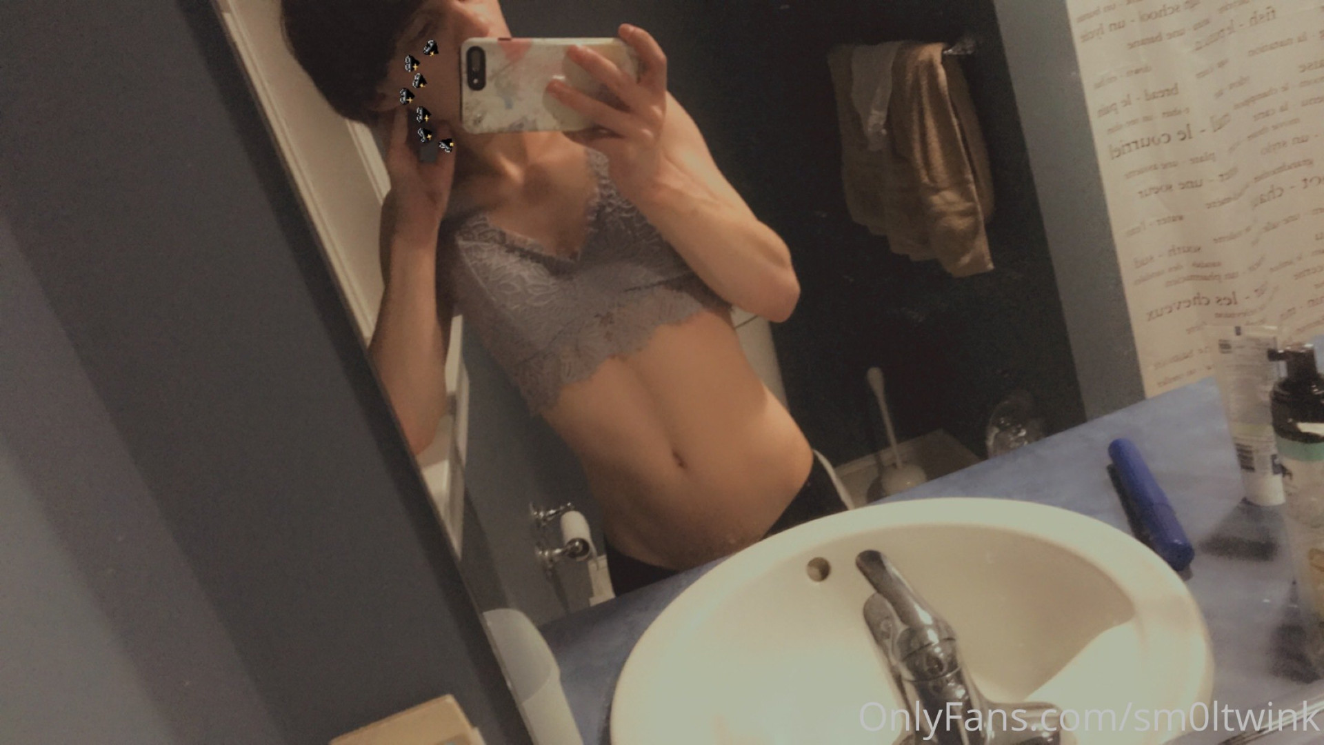 Photo by sm0ltwink published on May 17,2023 22:13:08 - BestThots