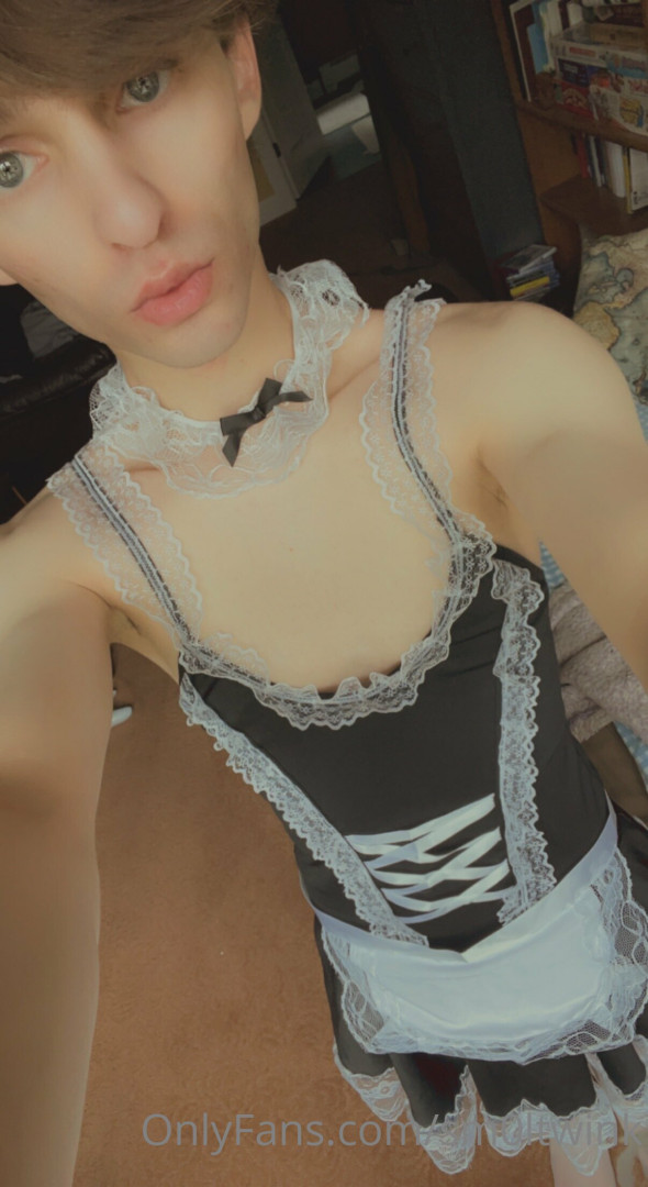 Photo by sm0ltwink published on May 17,2023 22:13:19 - BestThots