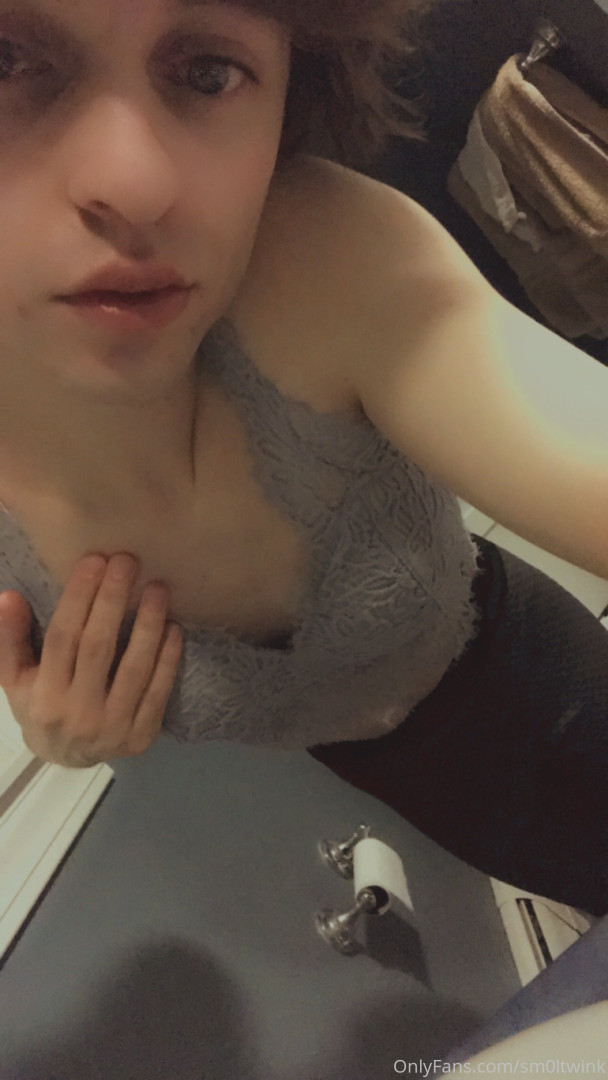 Photo by sm0ltwink published on May 17,2023 22:14:04 - BestThots