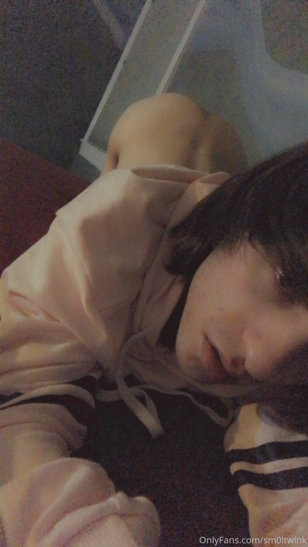 Photo by sm0ltwink published on May 17,2023 22:15:04 - BestThots