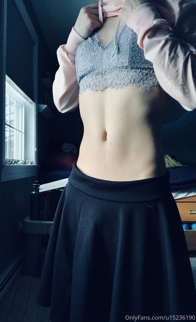 Photo by sm0ltwink published on May 17,2023 22:15:12 - BestThots