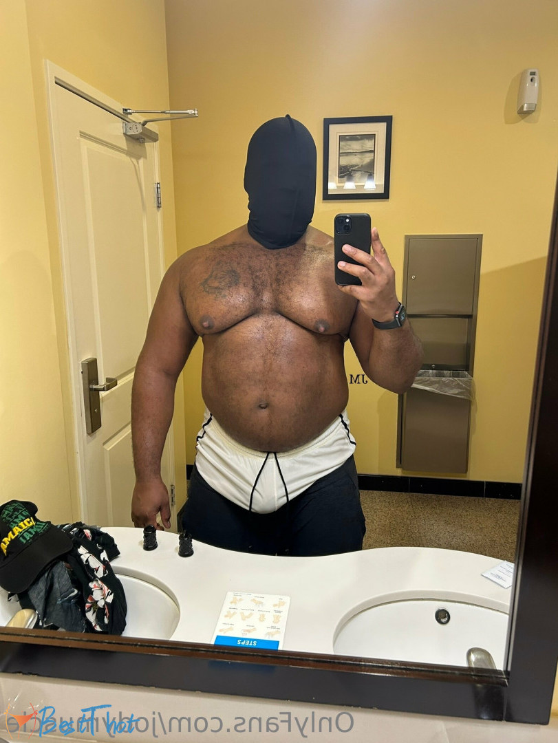 Photo by jodymuscle published on December 13,2024 16:06:17 - BestThots