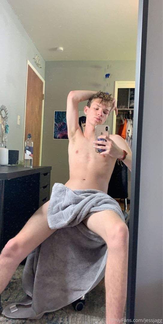 Photo by yunghungtwink published on June 3,2023 11:22:35 - BestThots