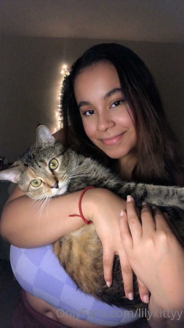 Photo by lilykittyy published on October 11,2023 09:57:46 - BestThots