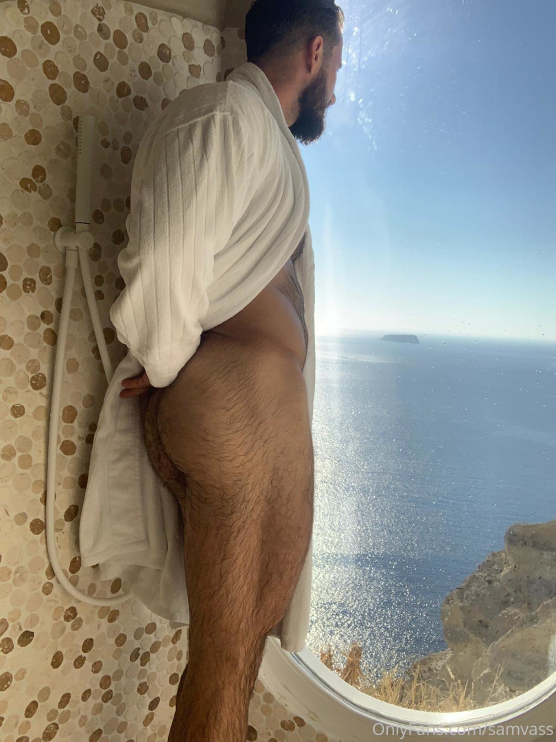 Photo by samvass published on October 12,2023 07:04:59 - BestThots