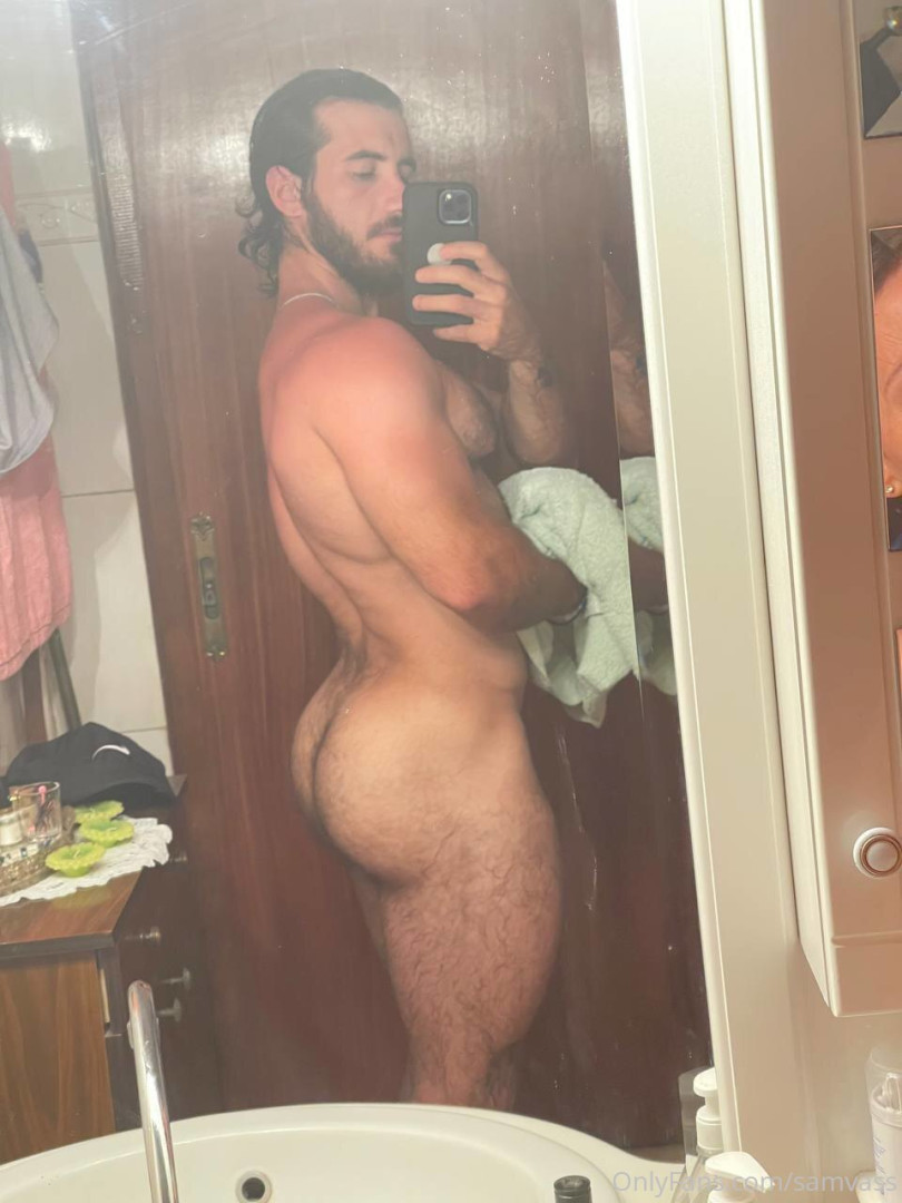 Photo by samvass published on October 12,2023 08:30:04 - BestThots