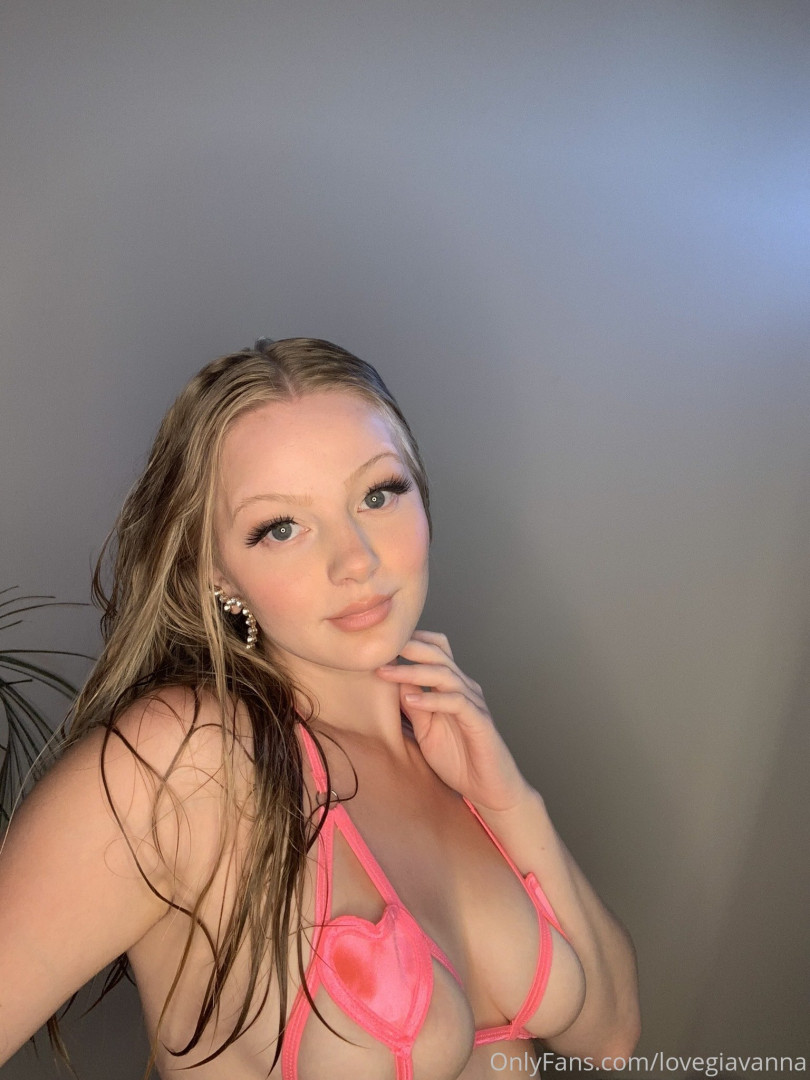 Photo by luvgiavanna published on October 16,2023 16:27:13 - BestThots