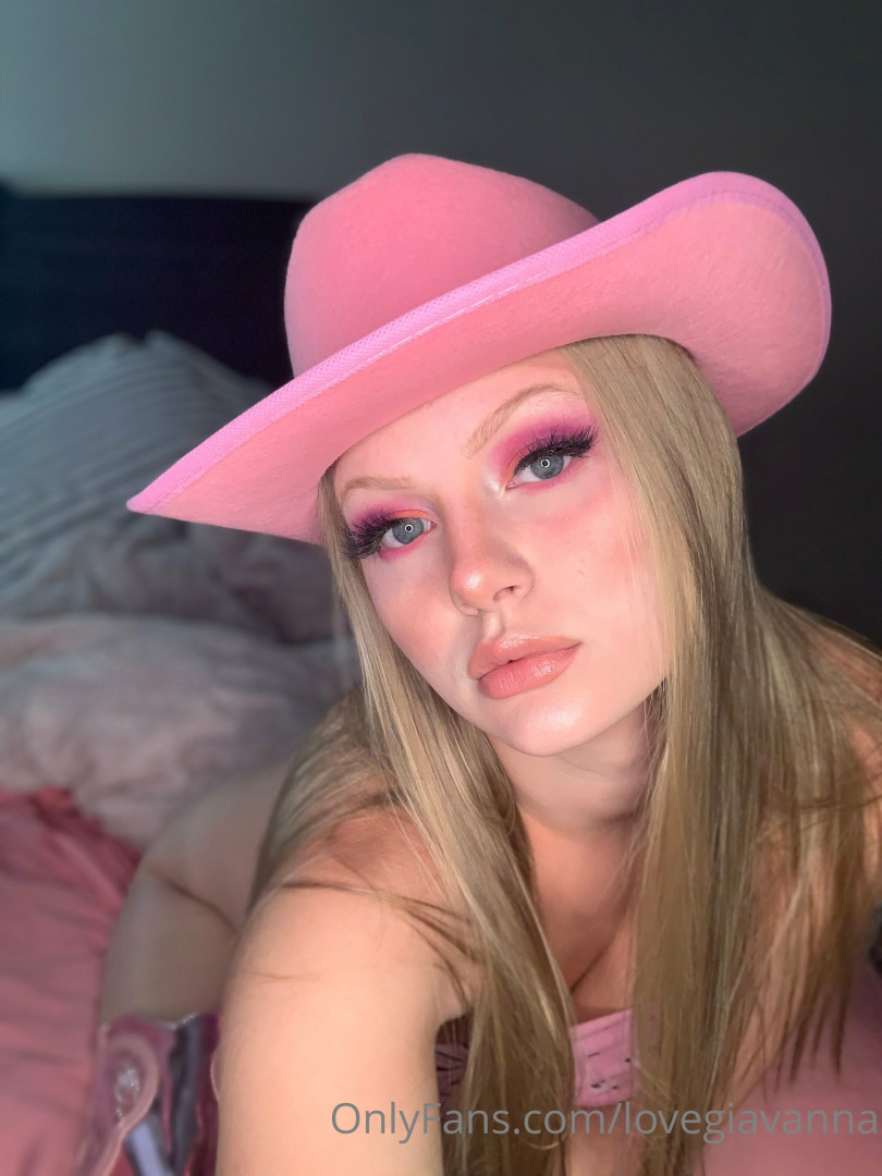 Photo by luvgiavanna published on October 16,2023 17:09:54 - BestThots