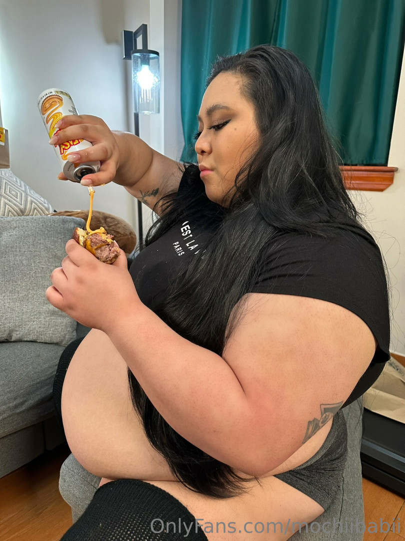 Photo by mochiibabii published on July 7,2023 05:07:39 - BestThots