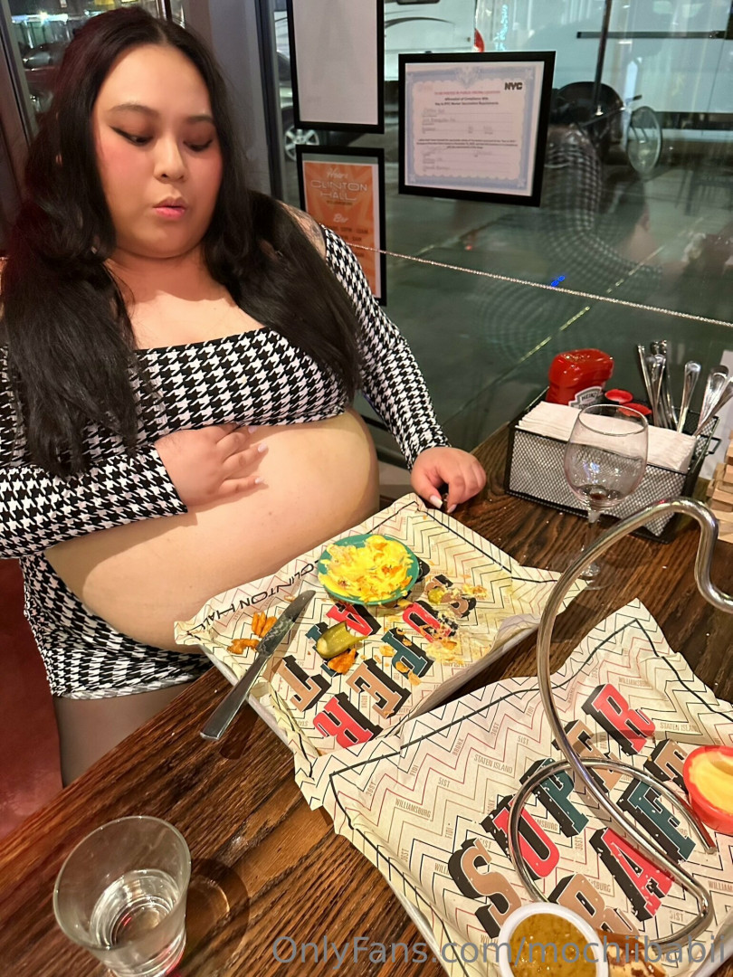 Photo by mochiibabii published on July 7,2023 05:16:27 - BestThots