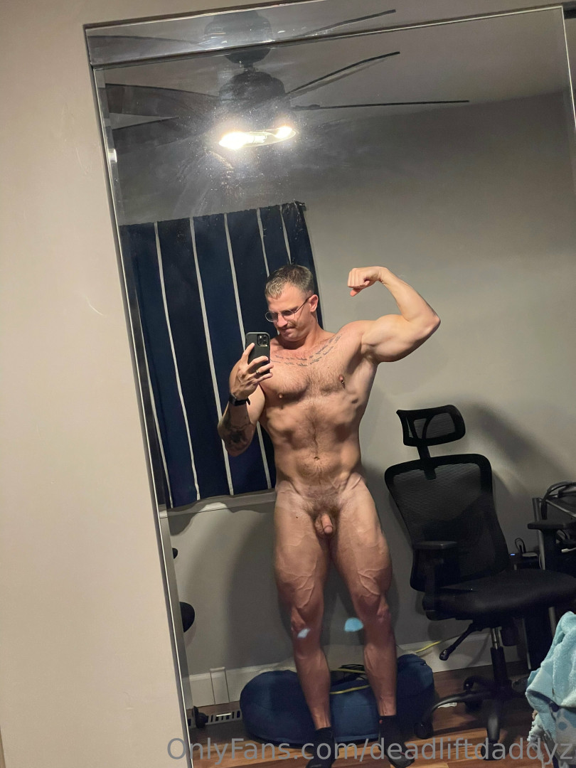 Photo by deadliftdaddyz published on May 28,2023 09:15:46 - BestThots