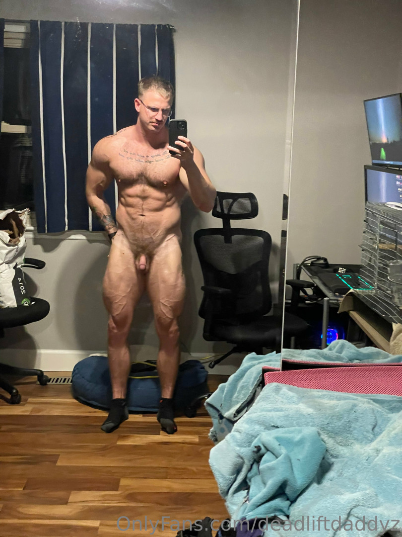 Photo by deadliftdaddyz published on May 28,2023 09:16:12 - BestThots