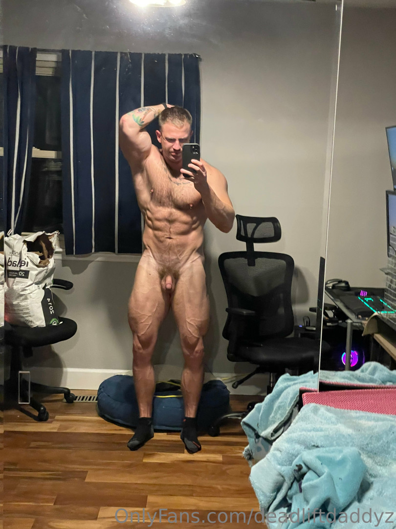 Photo by deadliftdaddyz published on May 28,2023 09:16:19 - BestThots