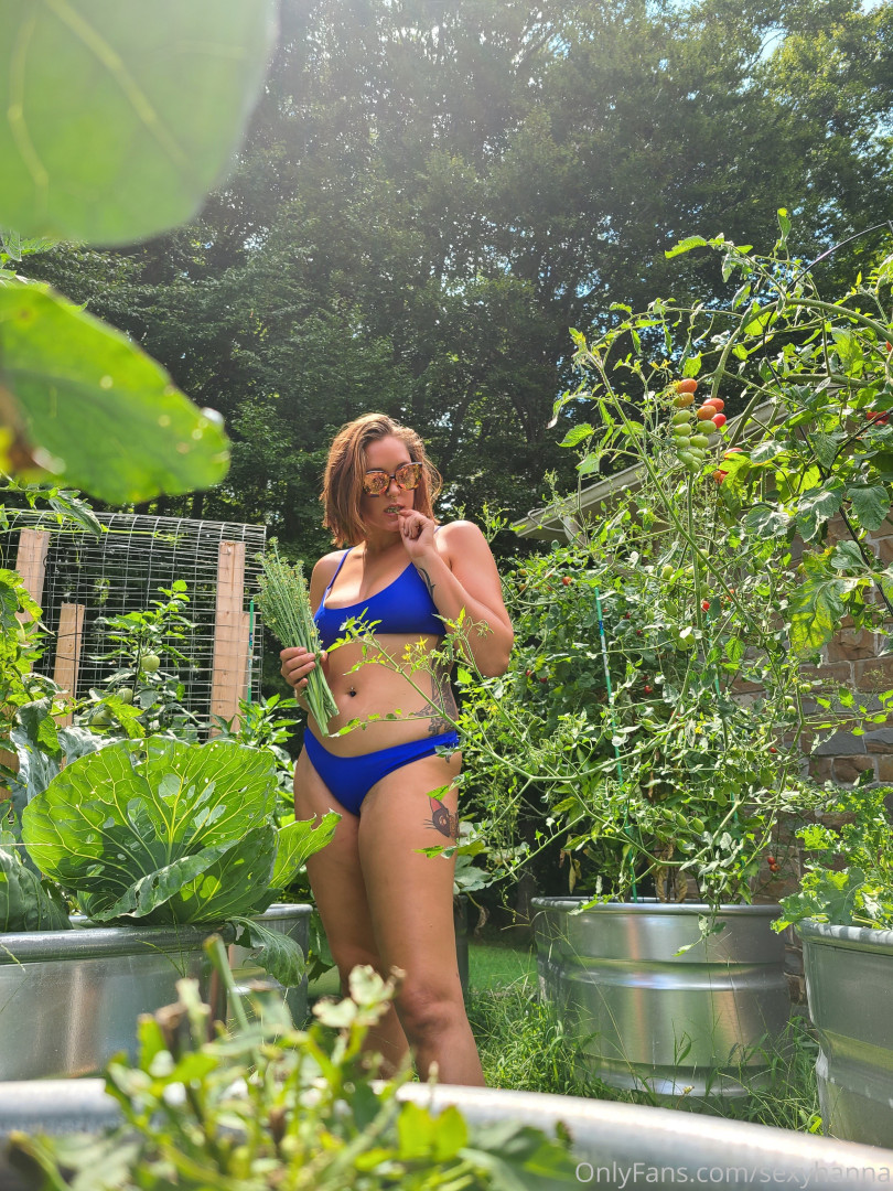 Photo by sexyhanna published on October 15,2023 22:36:15 - BestThots