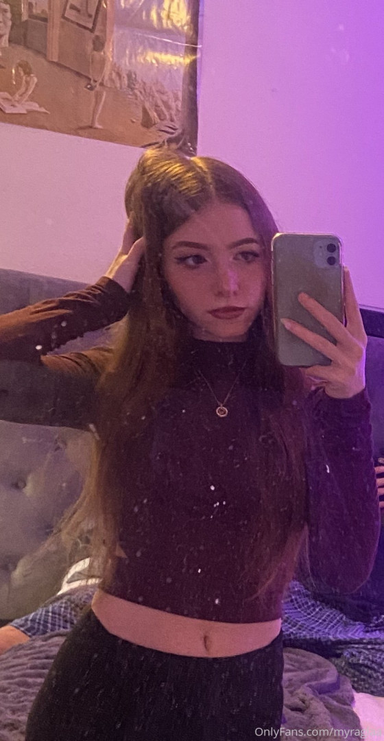 Photo by myragla published on October 11,2023 10:21:21 - BestThots