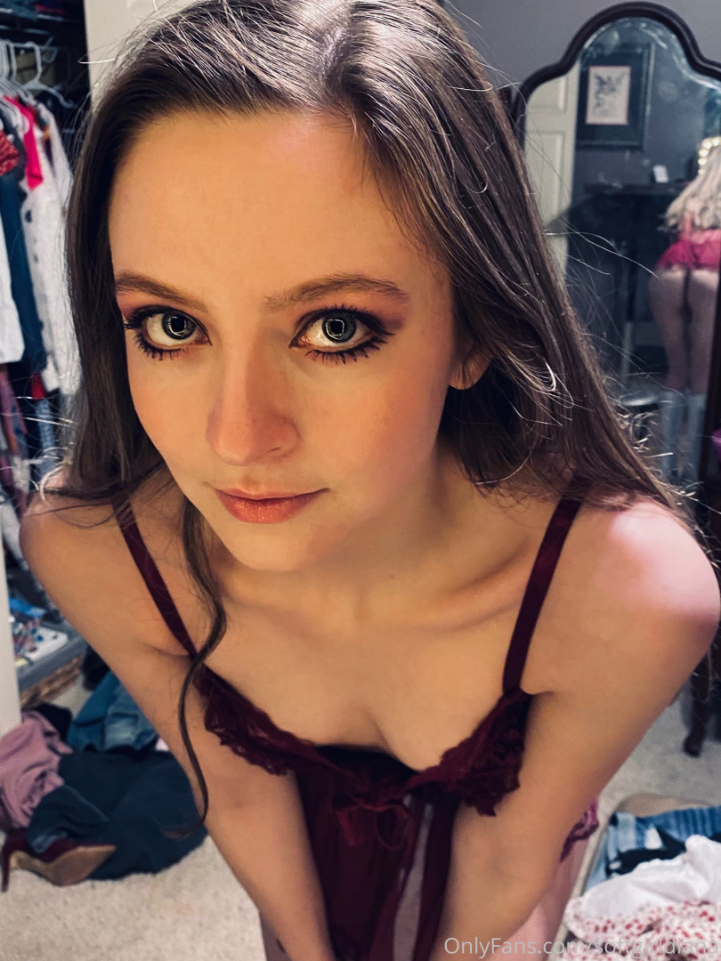 Photo by softgirldiana published on July 3,2023 14:05:40 - BestThots