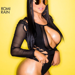 romi_rain #3303949