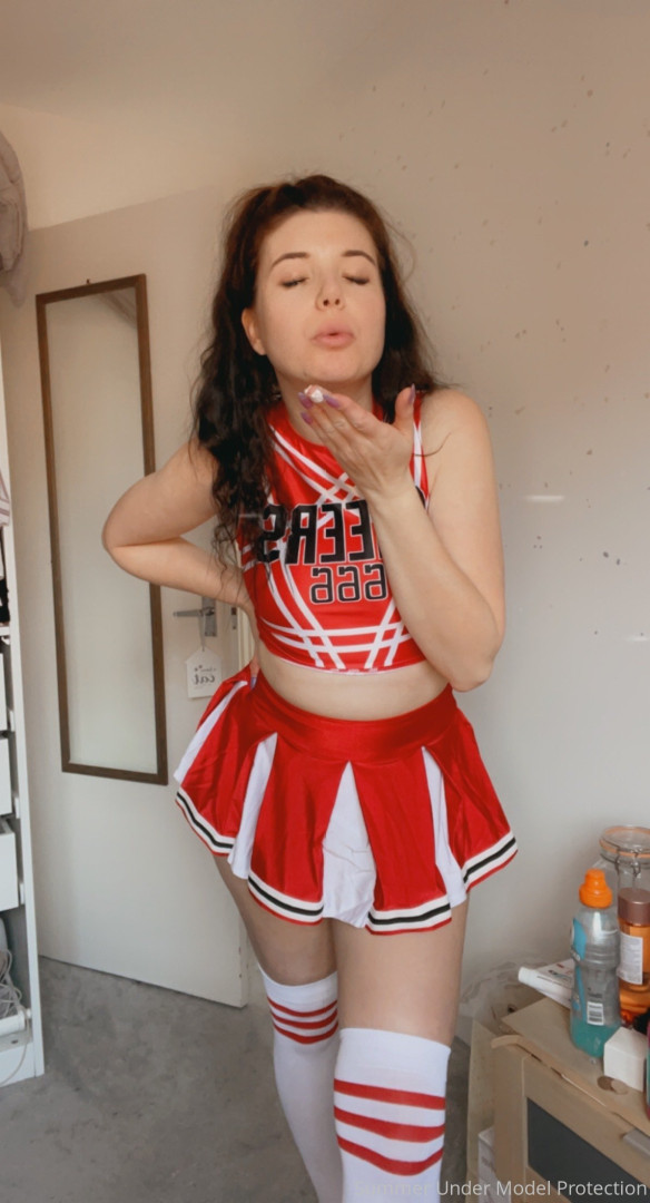Photo by summerbrookexox published on October 15,2023 04:21:48 - BestThots