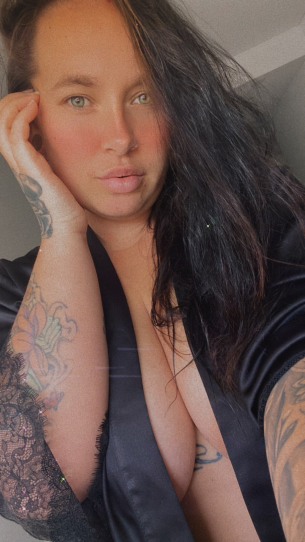 Photo by justyouraveragemum_x published on June 8,2023 17:40:21 - BestThots