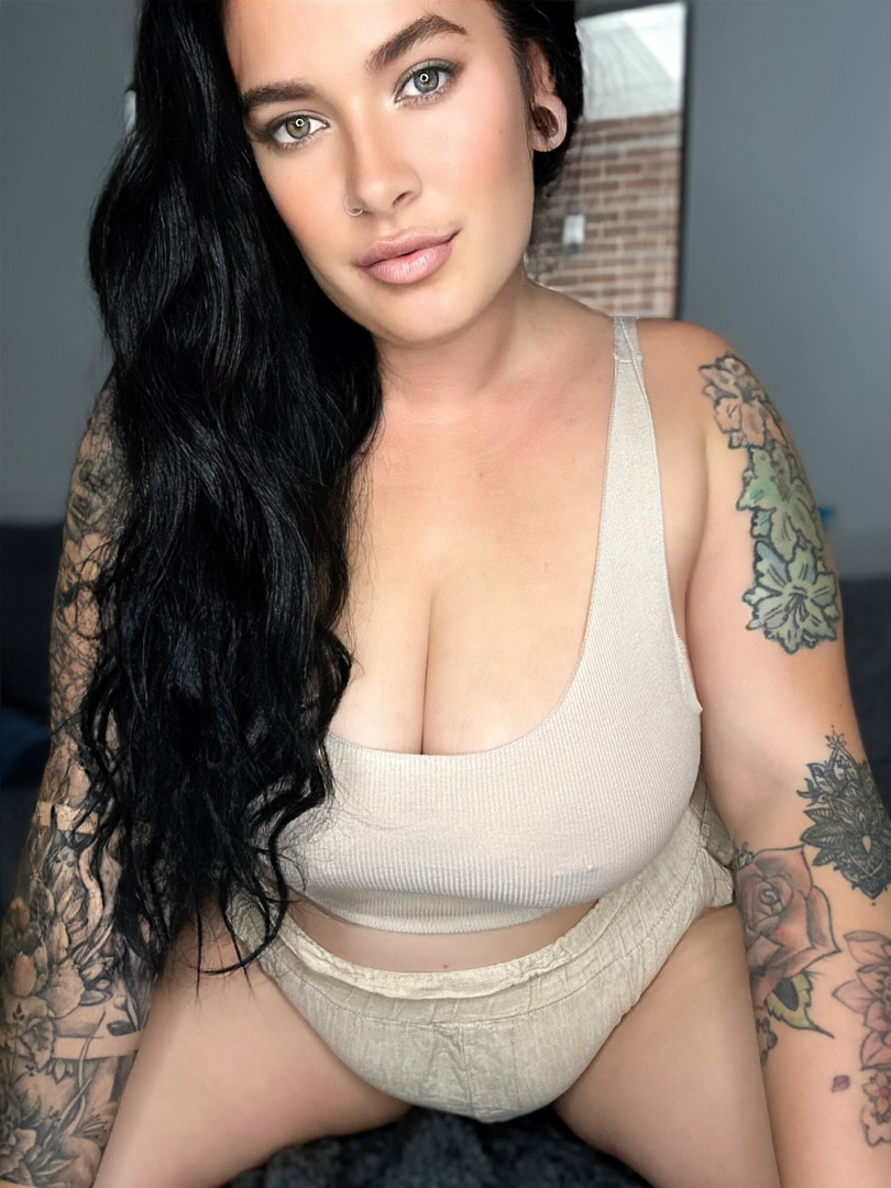 Photo by justyouraveragemum_x published on June 8,2023 17:45:46 - BestThots