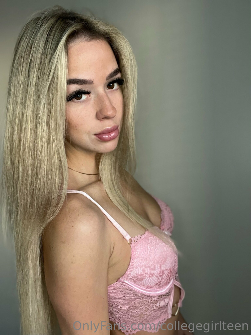 Photo by collegegirlteen published on January 11,2024 19:37:31 - BestThots