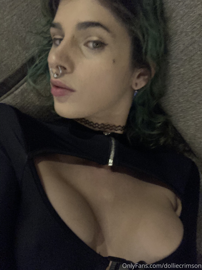 Photo by dolliecrimson published on October 16,2023 20:05:04 - BestThots