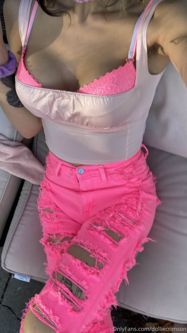 Photo by dolliecrimson published on October 16,2023 20:29:05 - BestThots