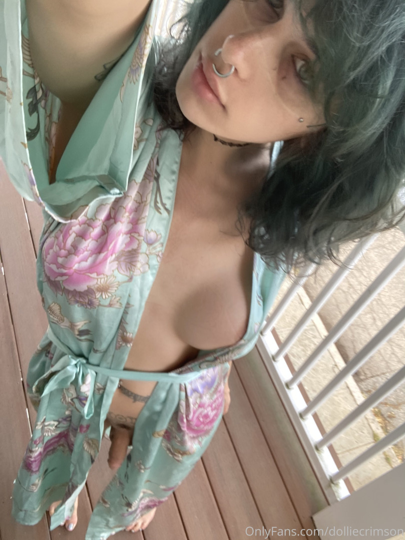 Photo by dolliecrimson published on October 16,2023 20:35:02 - BestThots
