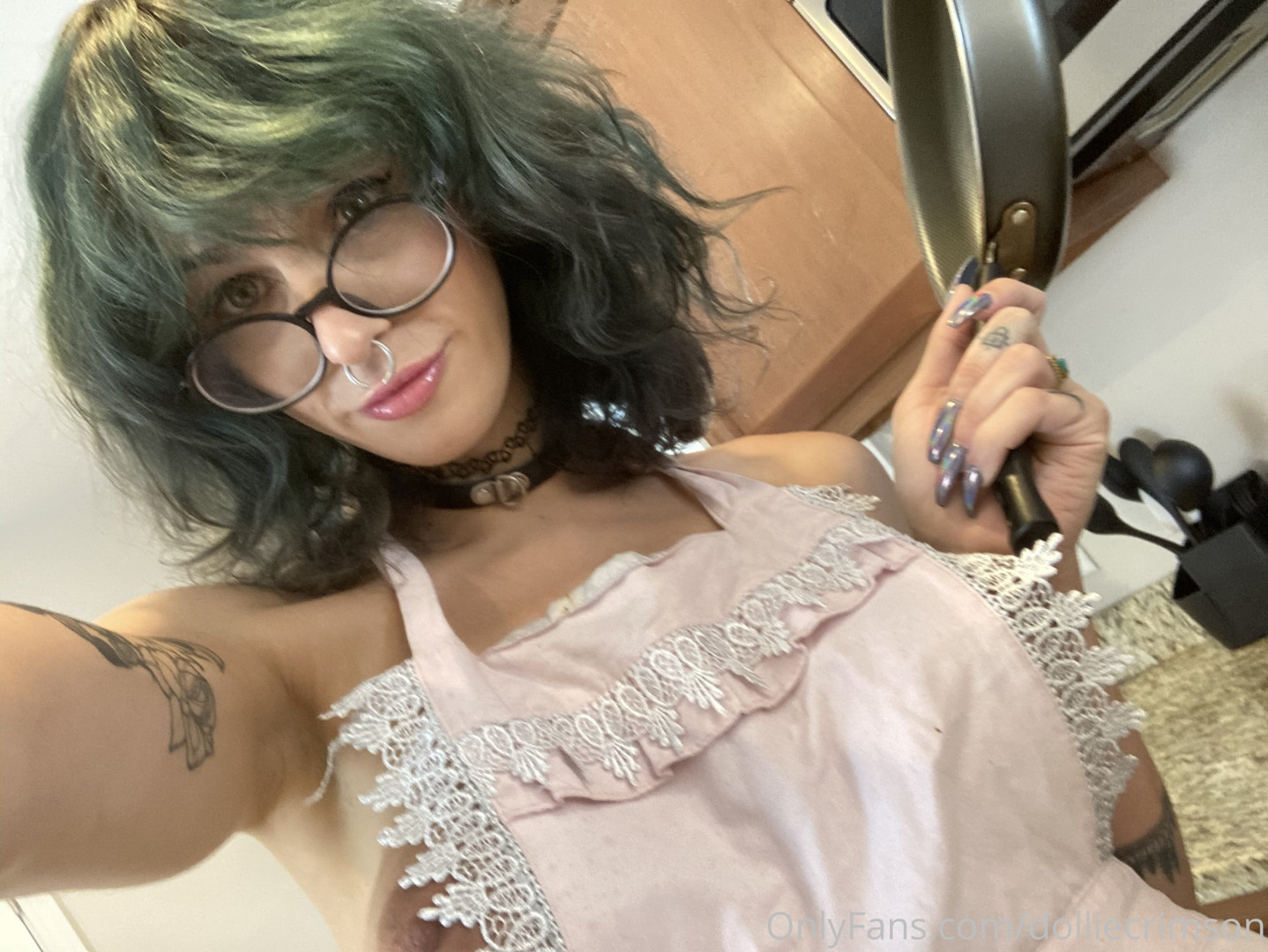 Photo by dolliecrimson published on October 16,2023 20:41:46 - BestThots