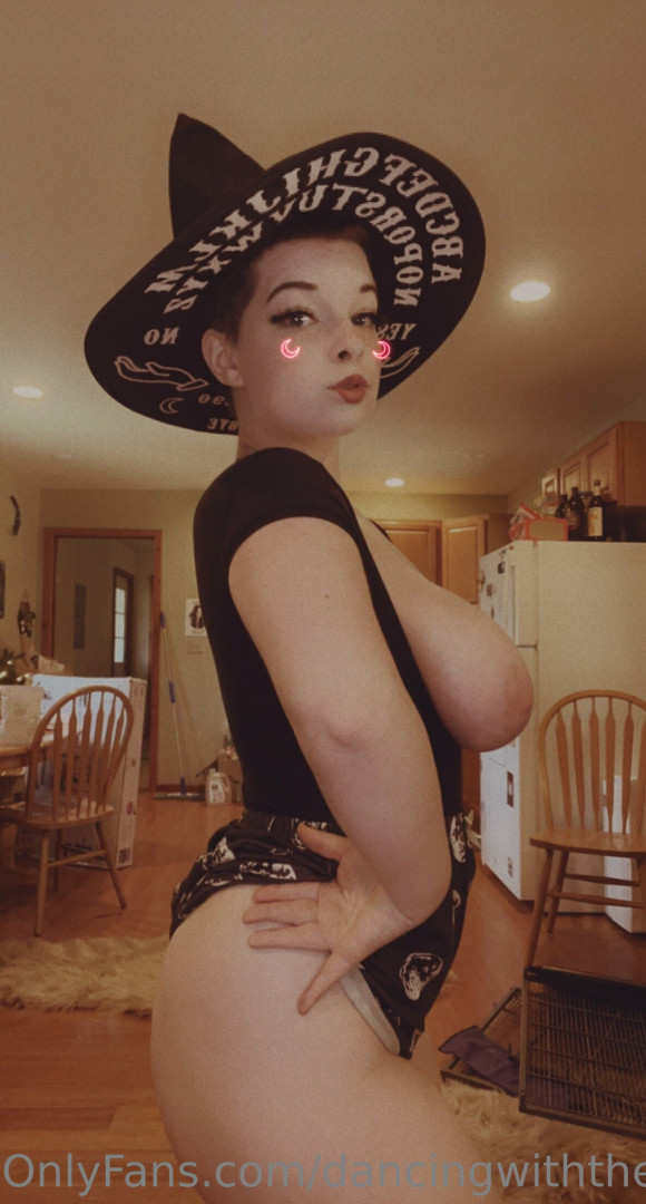 Photo by dancingwiththefae published on July 27,2023 16:49:00 - BestThots