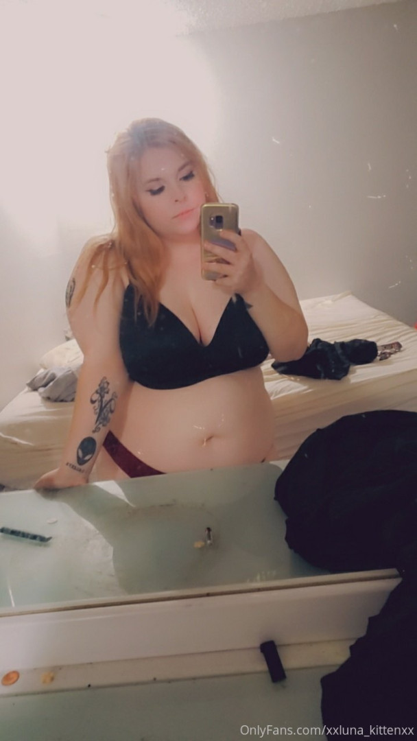 Photo by xxluna_kittenxx published on May 15,2023 20:13:39 - BestThots