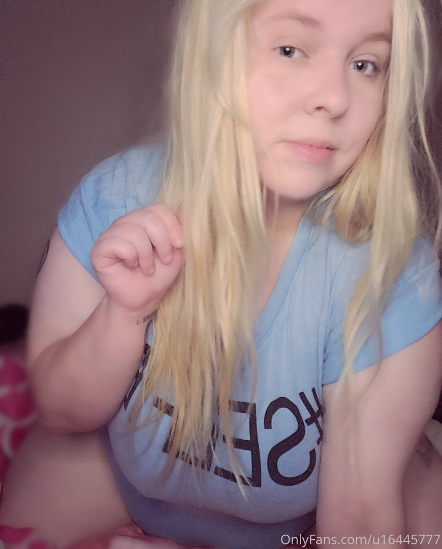 Photo by xxluna_kittenxx published on May 15,2023 20:14:40 - BestThots